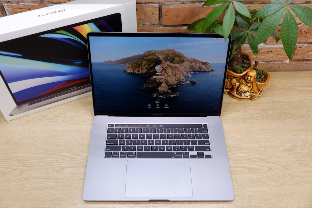 井上 MacBook Pro i9 64GB 1T Apple MacBook Pro 16 i9 64GB 1TB A2141 Space Gray | Dobra